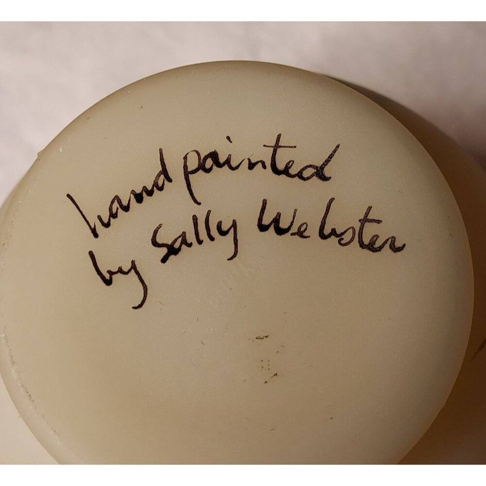 Fenton Custard Hand Painted By Sally Webster Ruffled Rose Bowl With Daisy Floral - Picture 3 of 4